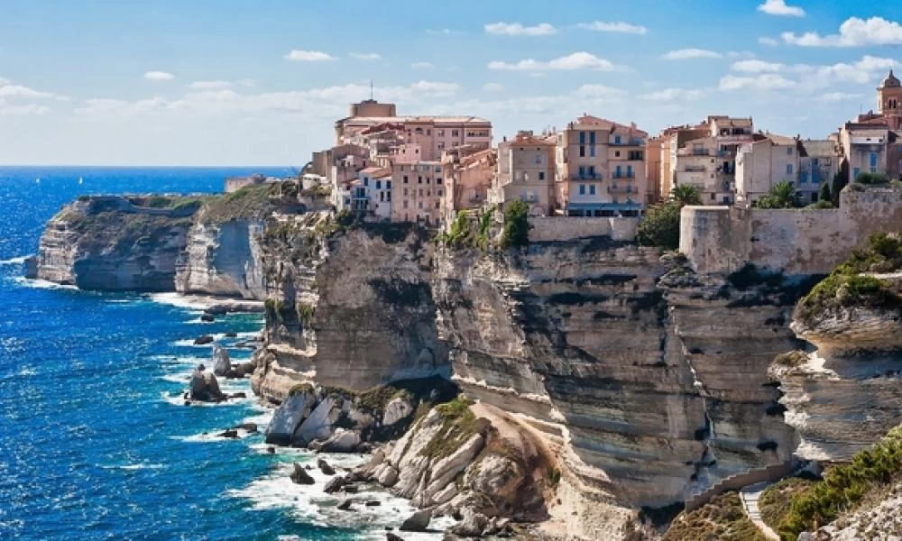 Κορσική: Το εκθαμβωτικό μαργαριτάρι της Mεσογείου